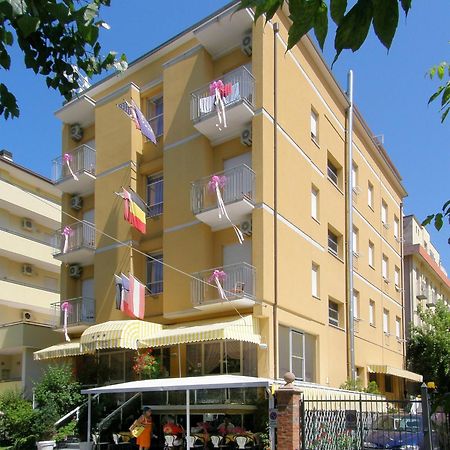 Hotel Giumer Римини Экстерьер фото